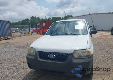 2005 Ford Escape Xls из США, поврежденный, VIN 1FMYU02Z75KB43599